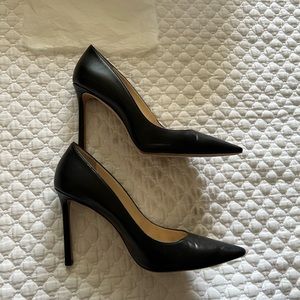 Jimmy Choo black leather pump